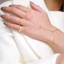 Elegant 925 Sterling Silver bracelet plated in 18K, featuring a dazzling round-cut Moissanite stone with a sleek design.